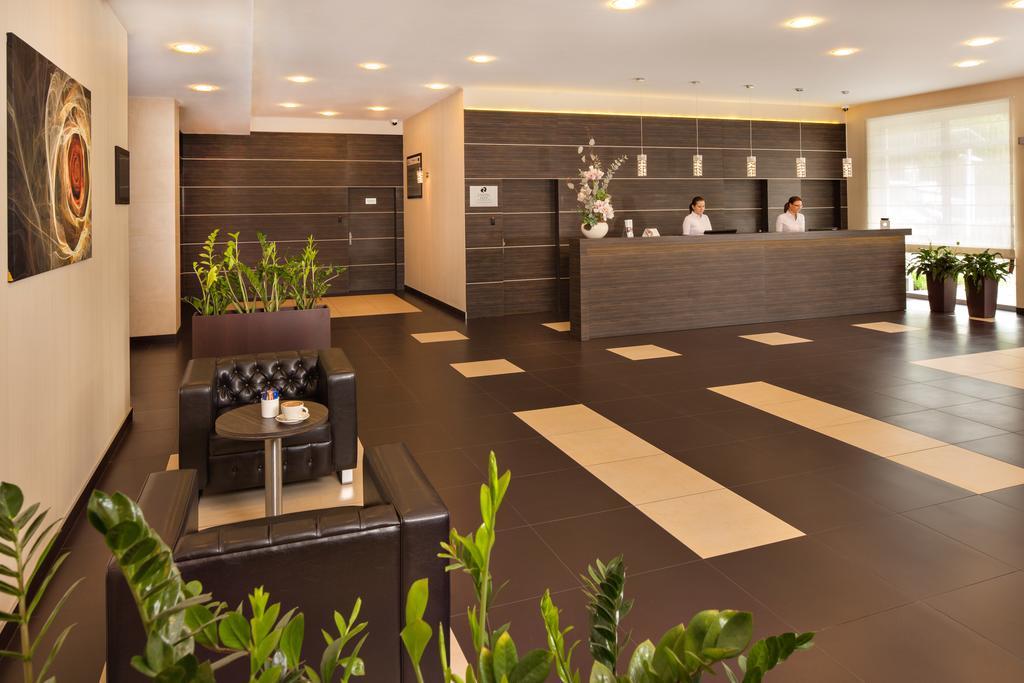 Z-Hotel Business & Spa Otwock Kültér fotó