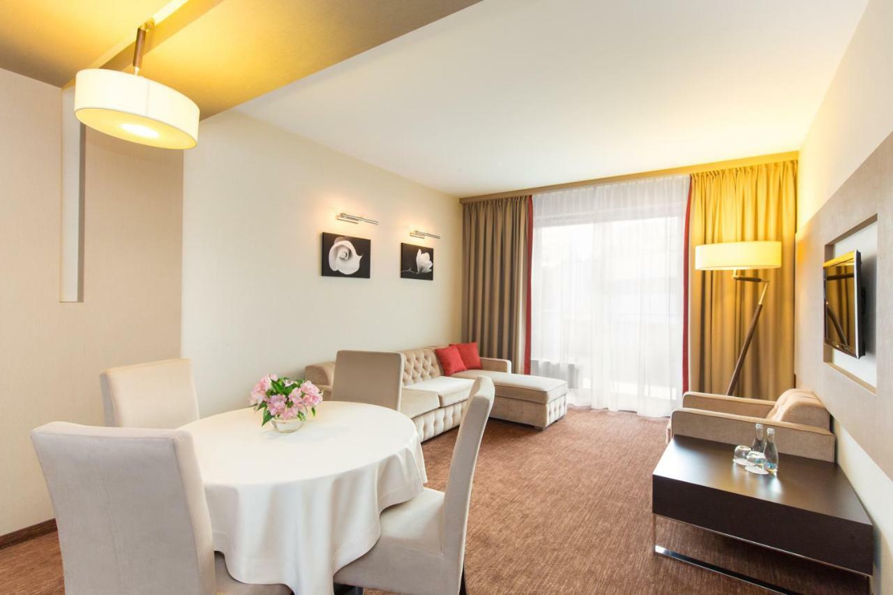 Z-Hotel Business & Spa Otwock Kültér fotó