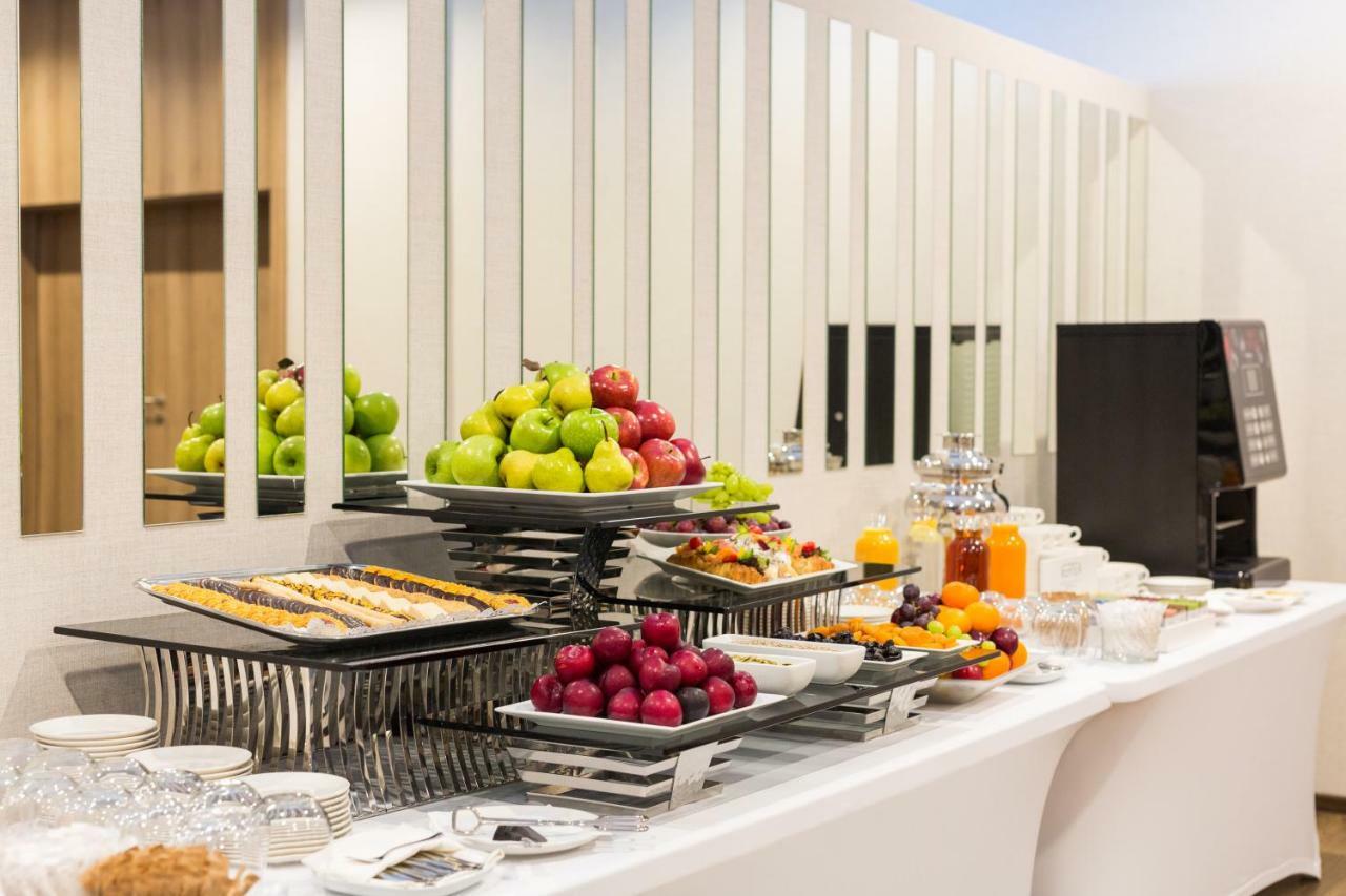 Z-Hotel Business & Spa Otwock Kültér fotó